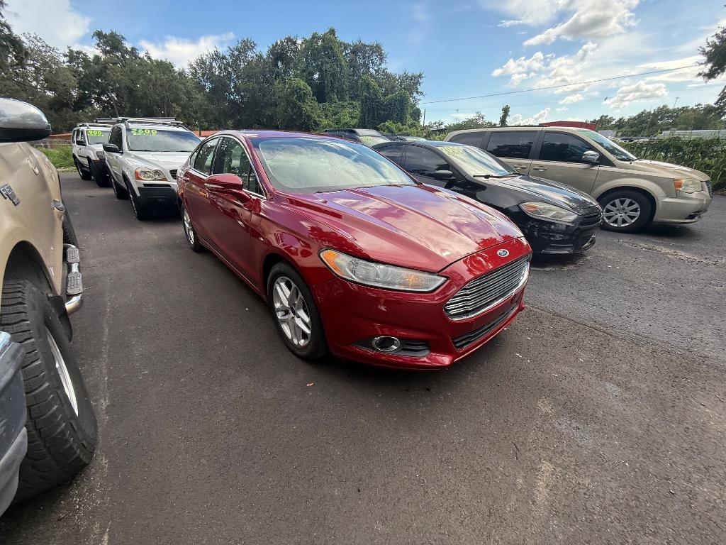 2014 Ford Fusion SE