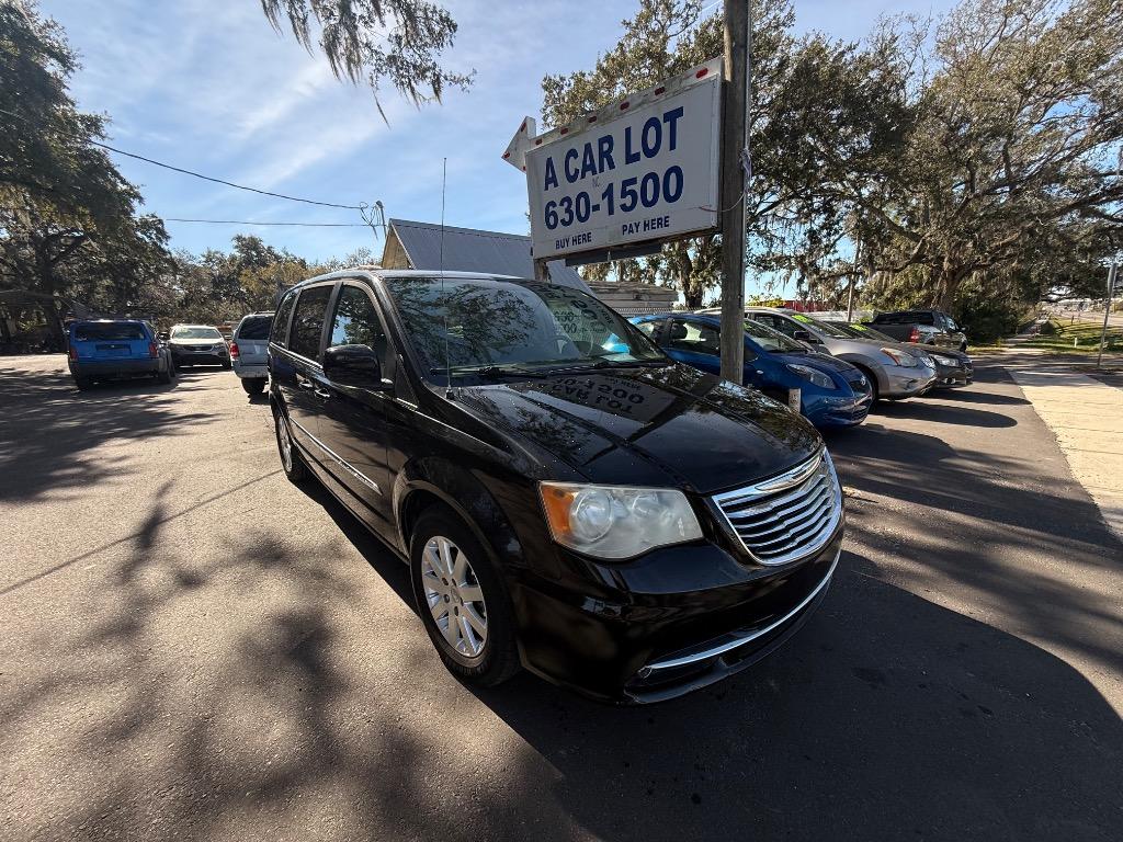 2014 Chrysler Town & Country Touring