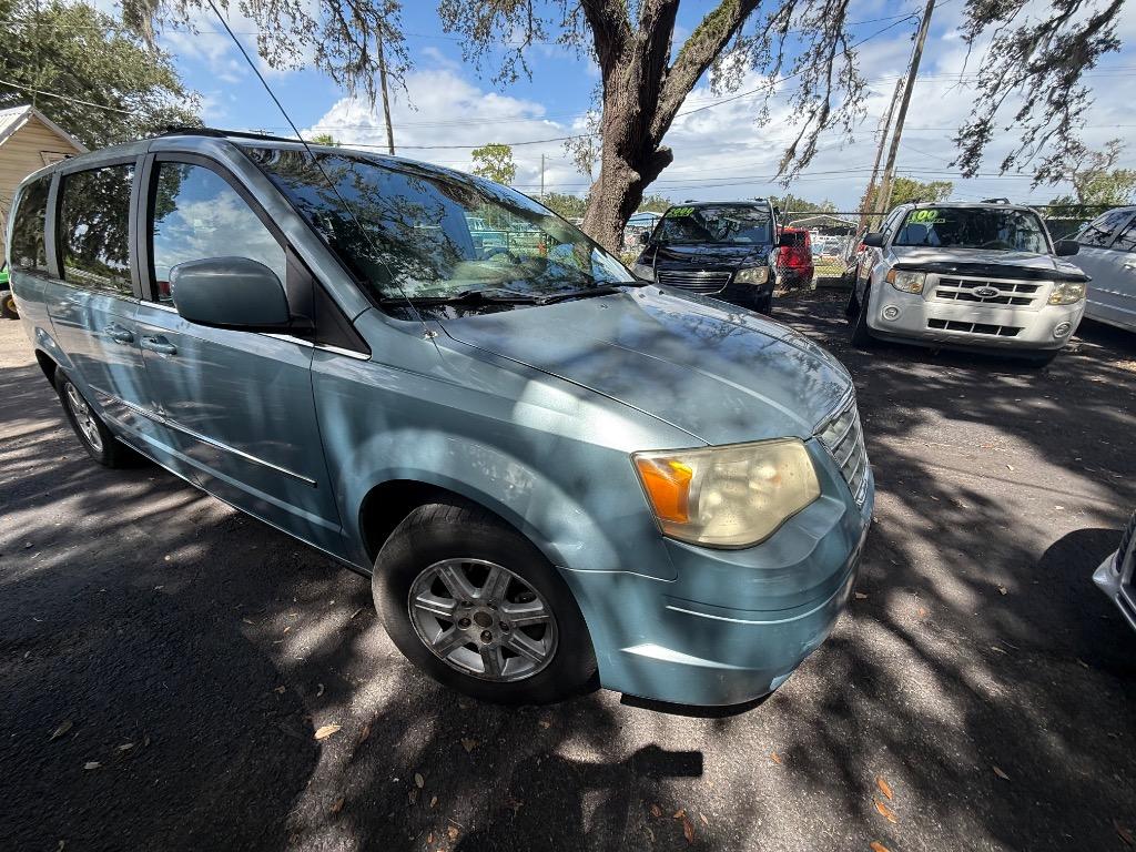 2009 Chrysler Town & Country