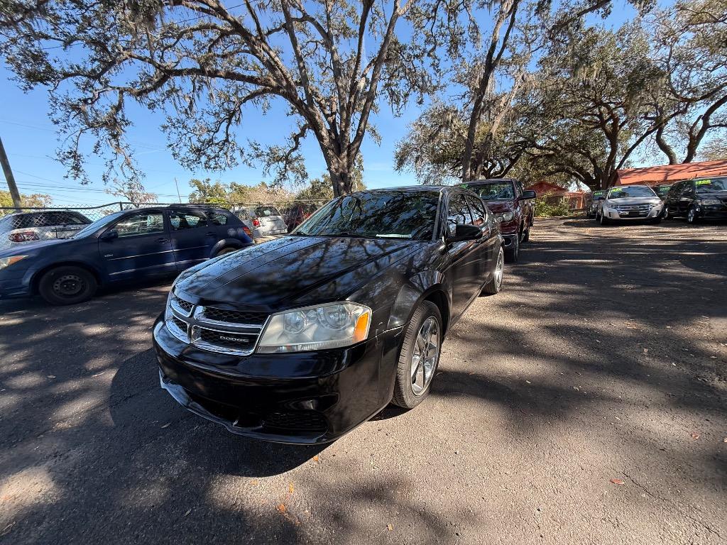 2012 Dodge Avenger SE