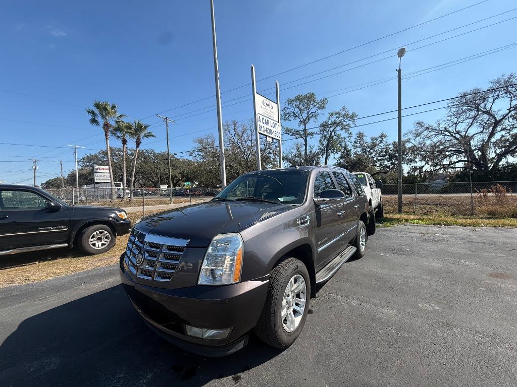 2011 Cadillac Escalade Luxury