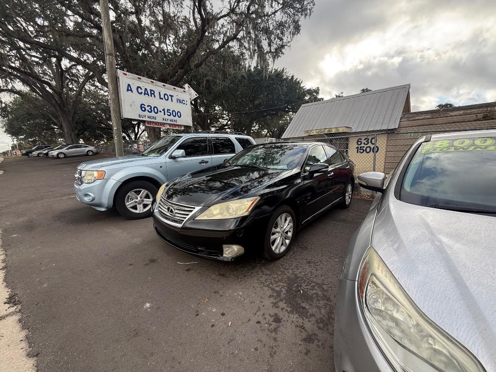 2011 Lexus ES 350's photo