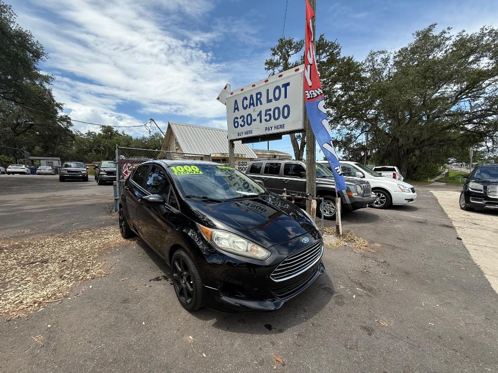 2017 Ford Fiesta SE Hatch's photo