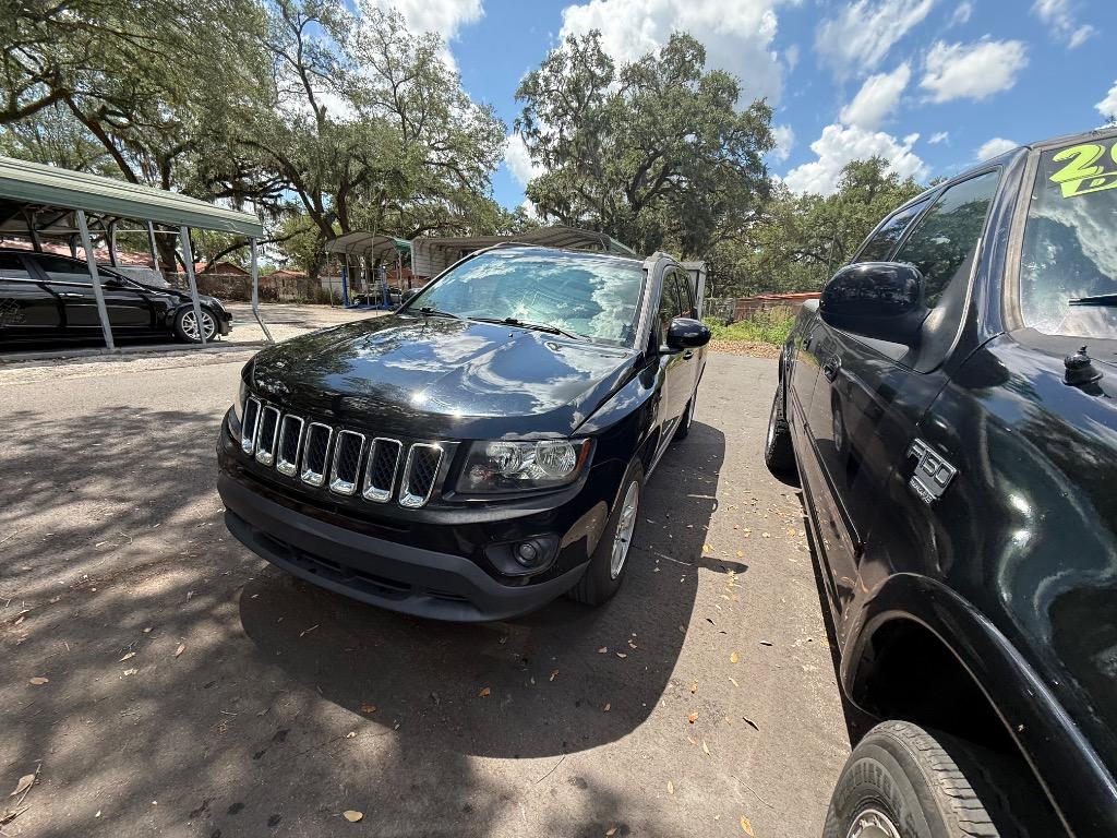 2017 Jeep Compass Latitude's photo