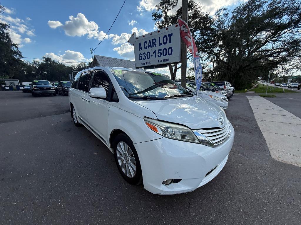 2017 Toyota Sienna