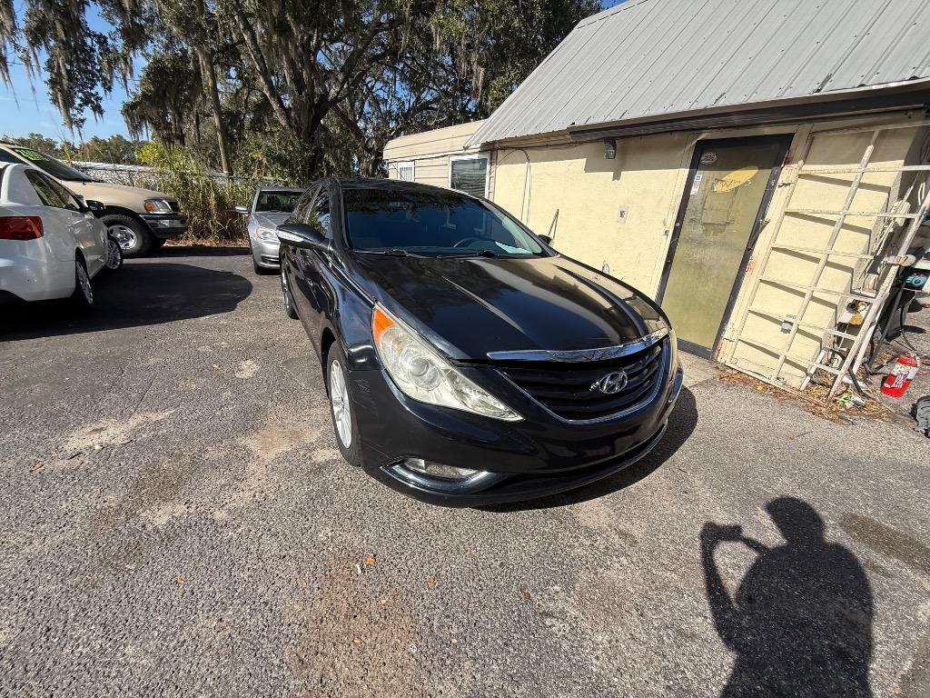 2013 Hyundai Sonata GLS's photo