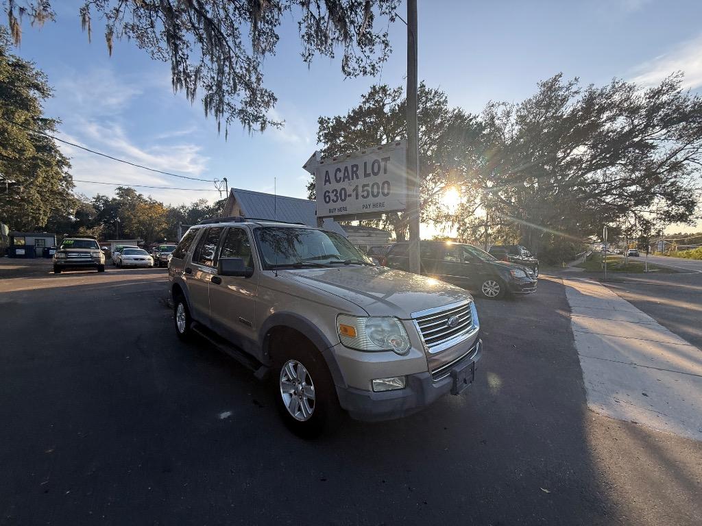 2006 Ford Explorer XLT's photo