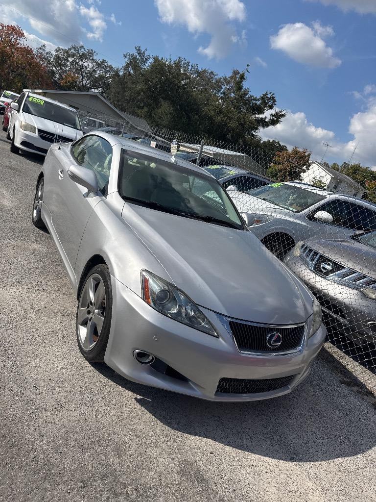 2010 Lexus IS 250's photo
